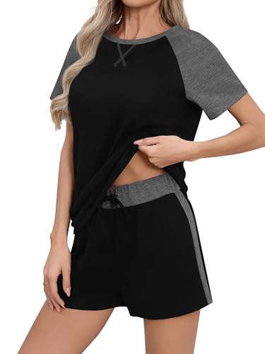 Missufe Damen 2025 Schlafanzug Kurzarm Top und Shorts Pyjama Set Sommer Nachtwäsche Sleepwear 2 Teiler Outfit mit Taschen (Schwarz, Groß) von Missufe