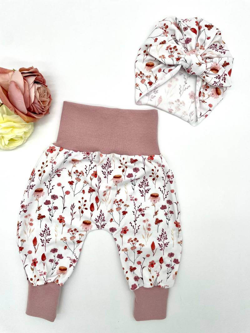 Babyset Mädchen | Pumphose Mitwachshose Kinderkleidung Mütze Babyturban Babyturbanmütze Geburtsgeschenk von MitLiebezumFaden
