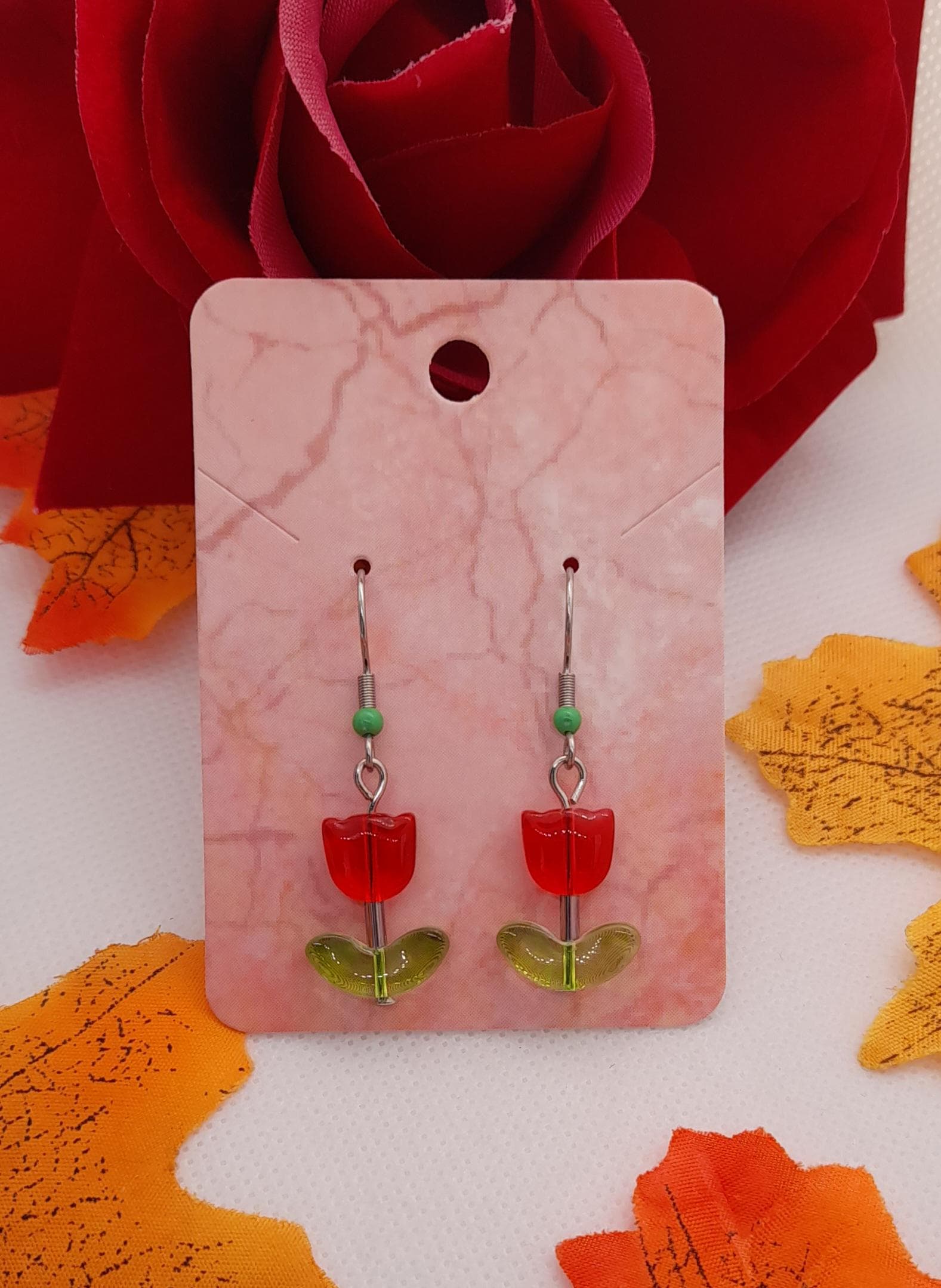 Tulpe Ohrringe, Sommer Ohrringe, Ohrringe Blume, Damen Rote Ohrringe, Mitbringsel, Besondere Geschenke, Glas Ohrringe von MitbringselBoutique