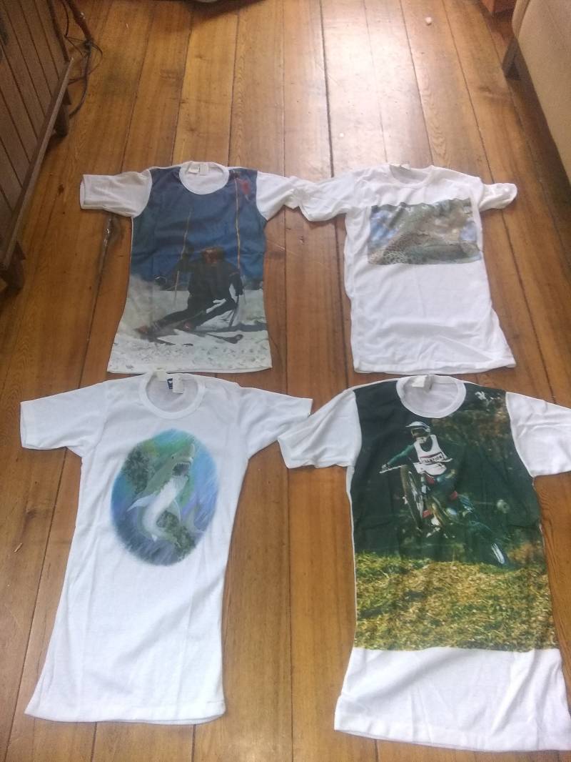 1970Er Jahre Vintage Deadstock Bild Szene T-Shirt Herren Gedruckt Strick Top Pick 1 Retro Neue Abnutzung Jeans Hosen Stiefel Sneaker Mantel Schuhe von MitchAmericanvintage