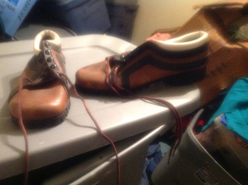 1970Er Leder Wanderstiefel Made Usa Schuhe Vibram Sohlen New Vintage Deadstock Not Sneakers Herren Pick 1 Size 8 9 von MitchAmericanvintage