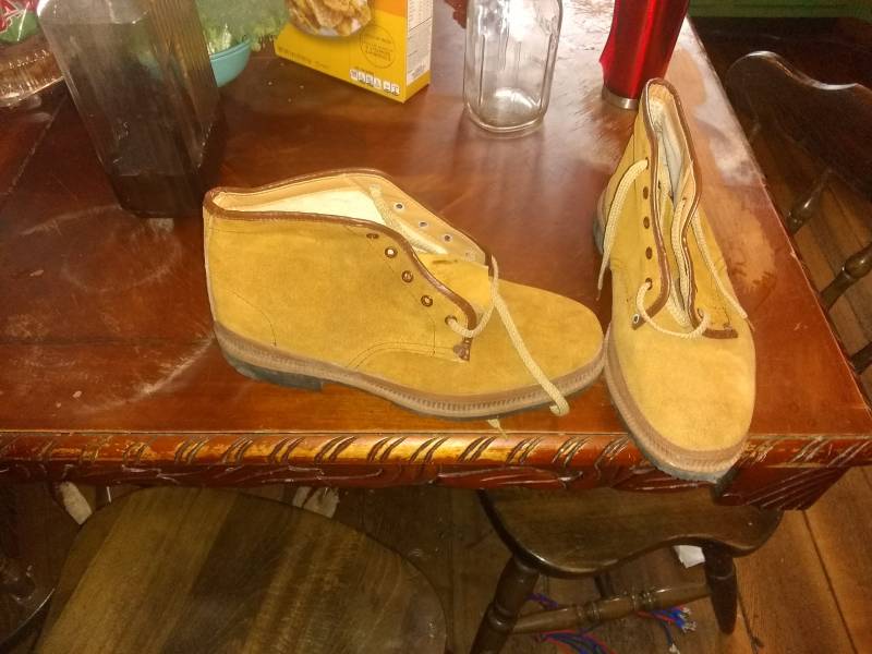 Deadstock Wildleder Wanderstiefel Damen Herren Made Usa Schuh Gummisohle Neu Alt Pick Size Wear T Shirt Jeans Hose Mantel Jacke Kleid von MitchAmericanvintage