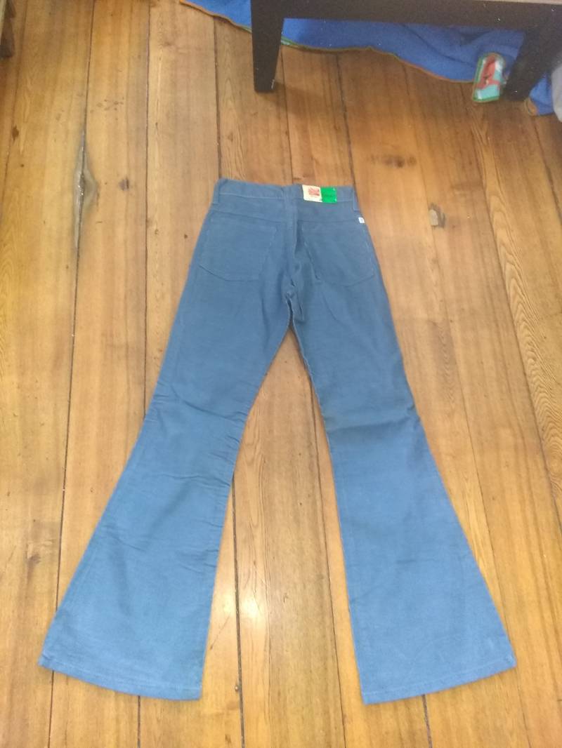 Farah Cord Deadstock Vintage Bellbot Jeans Baumwolle Usa Hose 1970 Männer 29x36 34x29 27x29New Old Disco Retro Hippy T-Shirt Schuh Sneaker von MitchAmericanvintage