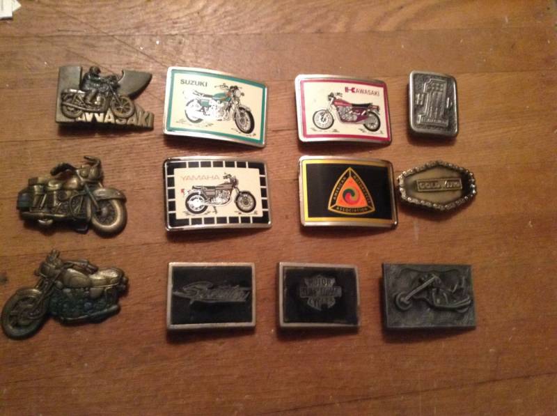 Motorrad Vintage Gürtelschnallen 1970Er Jahre Made Usa Herren Yamaha Suzuki Harley Kawasaki Metall Ama Pick 3 Für 60 von MitchAmericanvintage