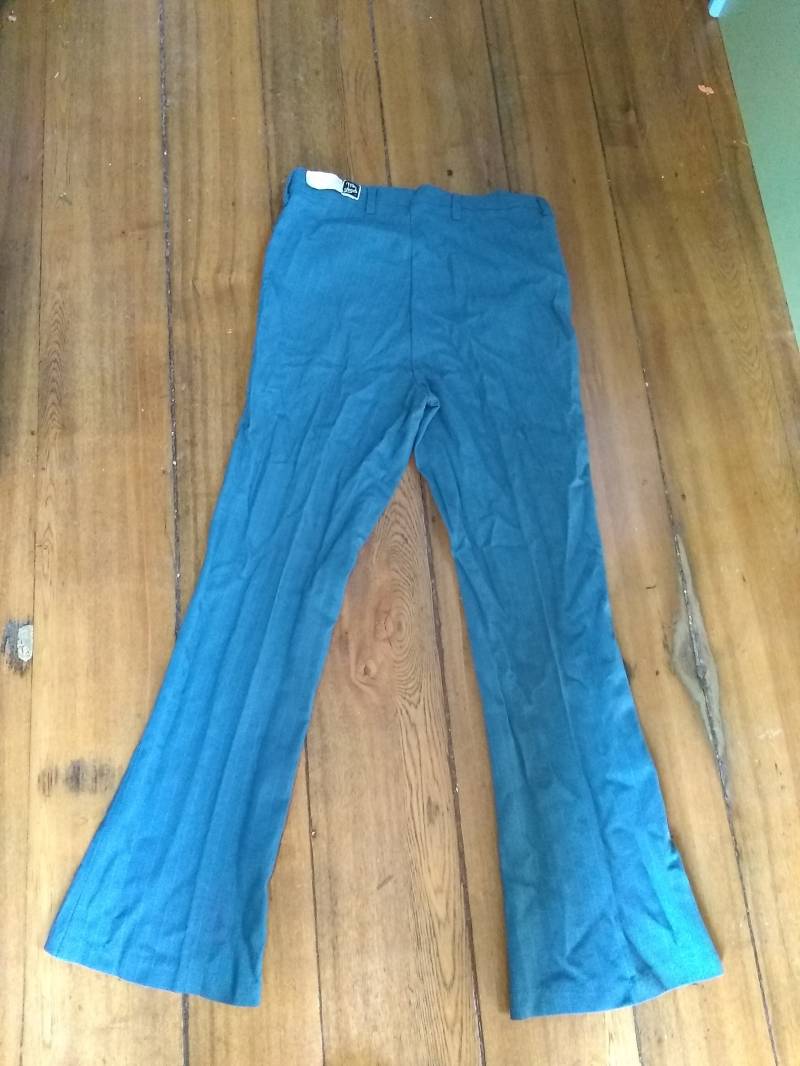 Mr Legg Vintage Streifen 1970Er Jahre Flare Jeanskleid Hose Made Usa Deadstock New Old Mens 29x29 High Waist Disco Retro Wear T-Shirt Schuhe Sneakers von MitchAmericanvintage