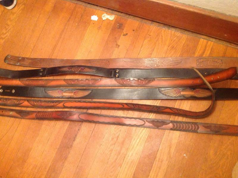 Pick 1 Harley Davidson Punzierte Vintage Gürtel Gürtelschnallen Plus Mehr Deadstock Leder Hergestellt Usa 1970 Neues Altes Herrenmotorrad Für von MitchAmericanvintage