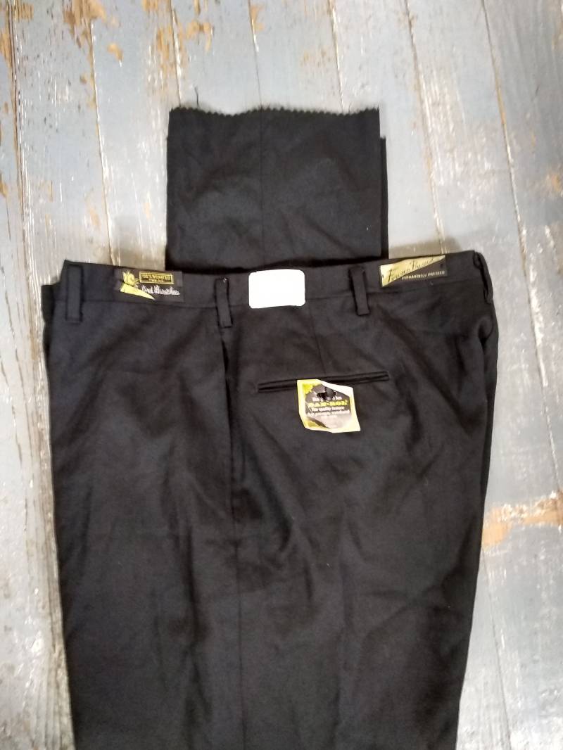 Reston Slacks Peg Leg Slim Fit Ivy 1960 Vintage Deadstock Flat Front Pant Not Jean Poly Wool Herren 38x37 Neu Unfertiges Usa T Shirt von MitchAmericanvintage