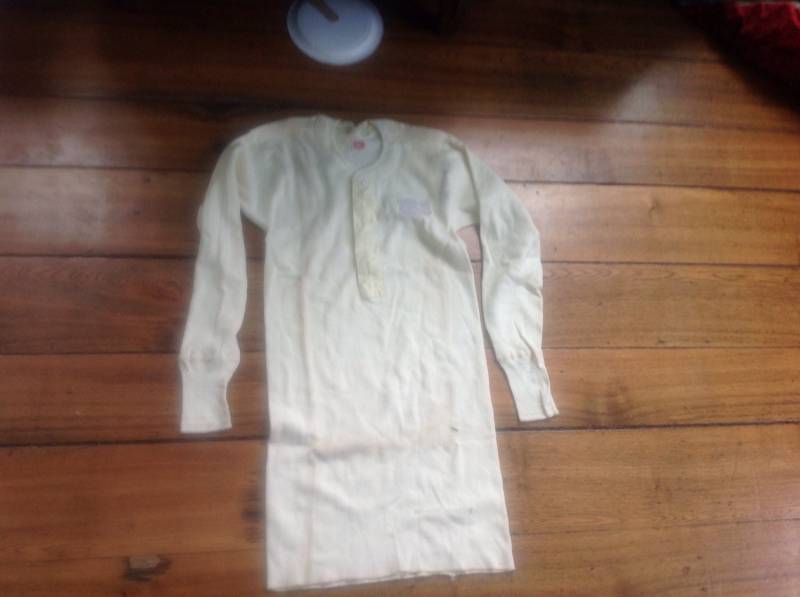 Vintage 1960Er Jahre T-Shirt 100 % Baumwolle Deadstock Neu Alt Herren Union Henley Langarm 1 Gr. 36 38 Tragen Turnschuhe Jeans Arbeitshose Stiefel von MitchAmericanvintage