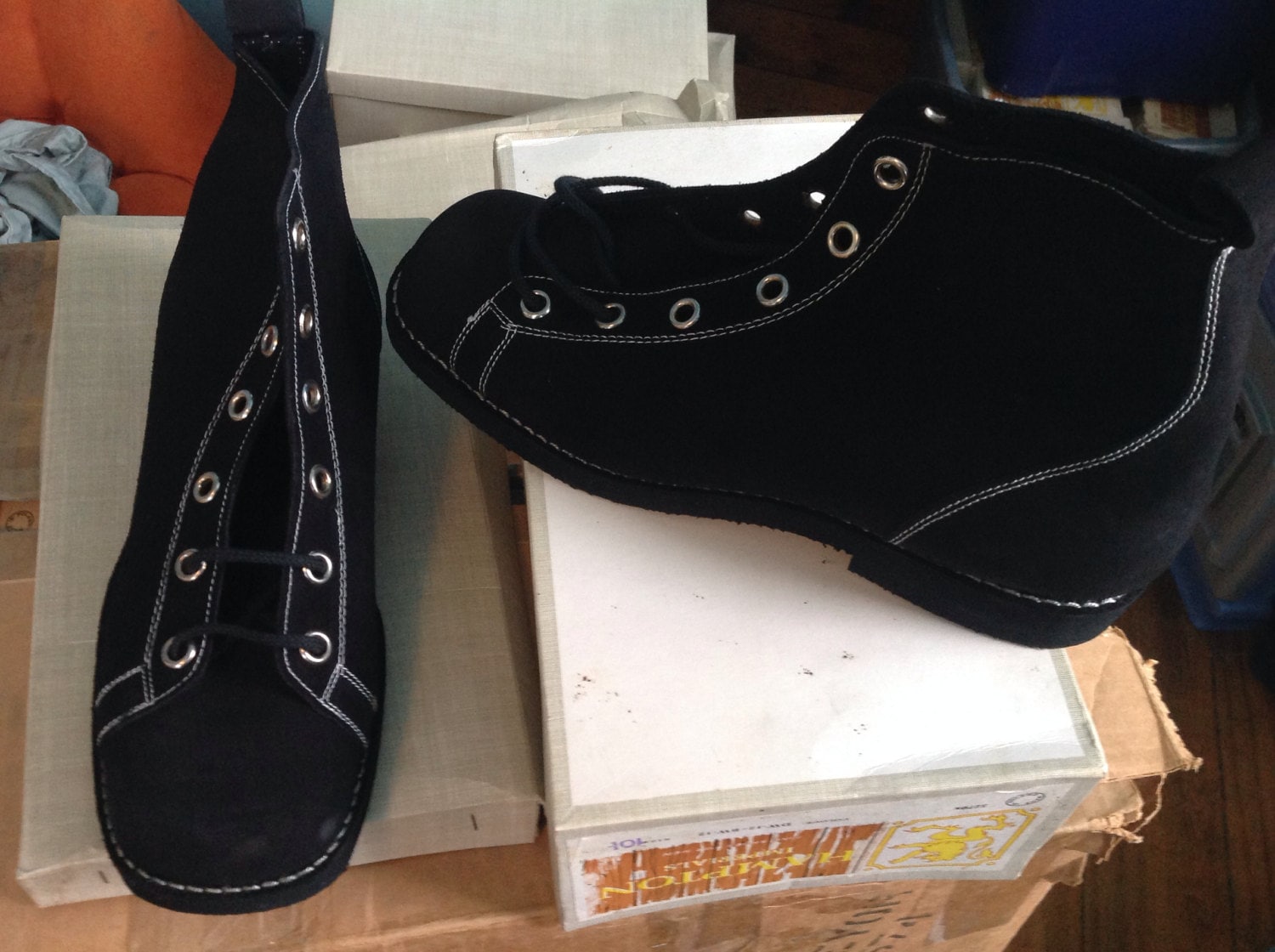 Vintage Deadstock 1970 Männer Disko Wildleder Schuhe Stiefel Retro Knöchel Hoch Schnürung Neue Alte Gemacht Usa Pick Größe Tragen Jeans T-Shirt von MitchAmericanvintage