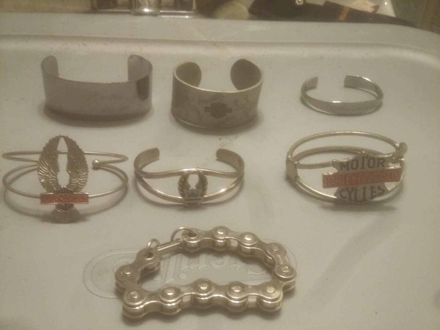 Vintage Deadstock Harley Davidson Armband Schmuck 1970 Nos Neues Altes Motorrad Made Usa Toll Mit Turnschuhen Oder Jeans Pick 1 von MitchAmericanvintage