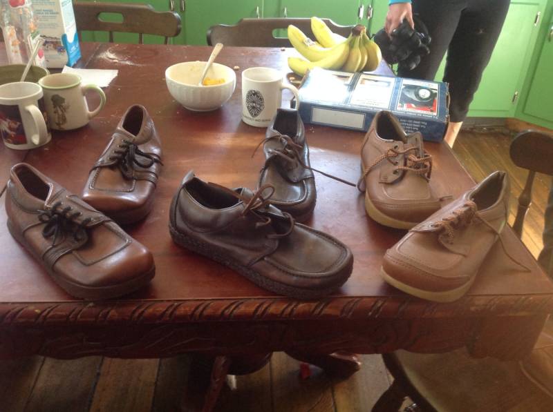 Vintage Deadstock Herren - Und Damenschuhe Neue Alte 70Er Jahre Stile Wählen 1 Paar Leder Nicht Turnschuhe Tragen Jeans T-Shirts Hosen Jacke Mantel von MitchAmericanvintage