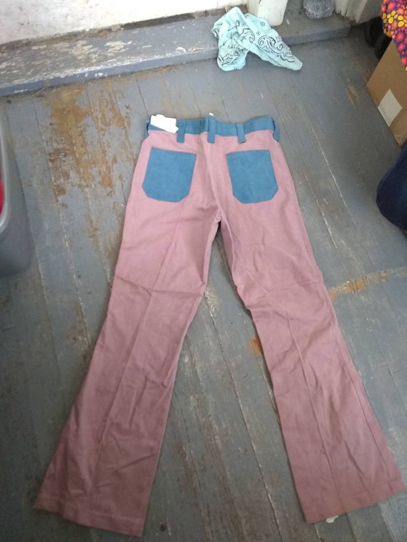 Vintage Deadstock Nos Wrangler Bellbottom 2 Ton Aufnäher Tasche Jean Herren 28x29 Oder 34x32 Baumwolle Hi Rise Pant Neu 1970 Sneaker Shirt Schuhjacke von MitchAmericanvintage