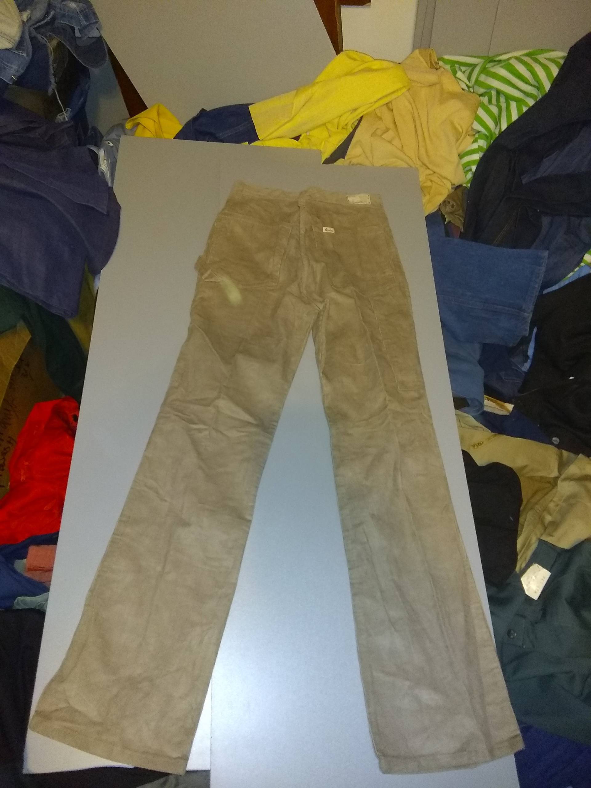 Vintage Deadstock Osh Kosh Cord Straight Leg Painter Jeans Hi Rise Herren 27x31 Zimmermannshose 1970 Usa Pick Size Wear T Shirt Schuh Sneaker von MitchAmericanvintage