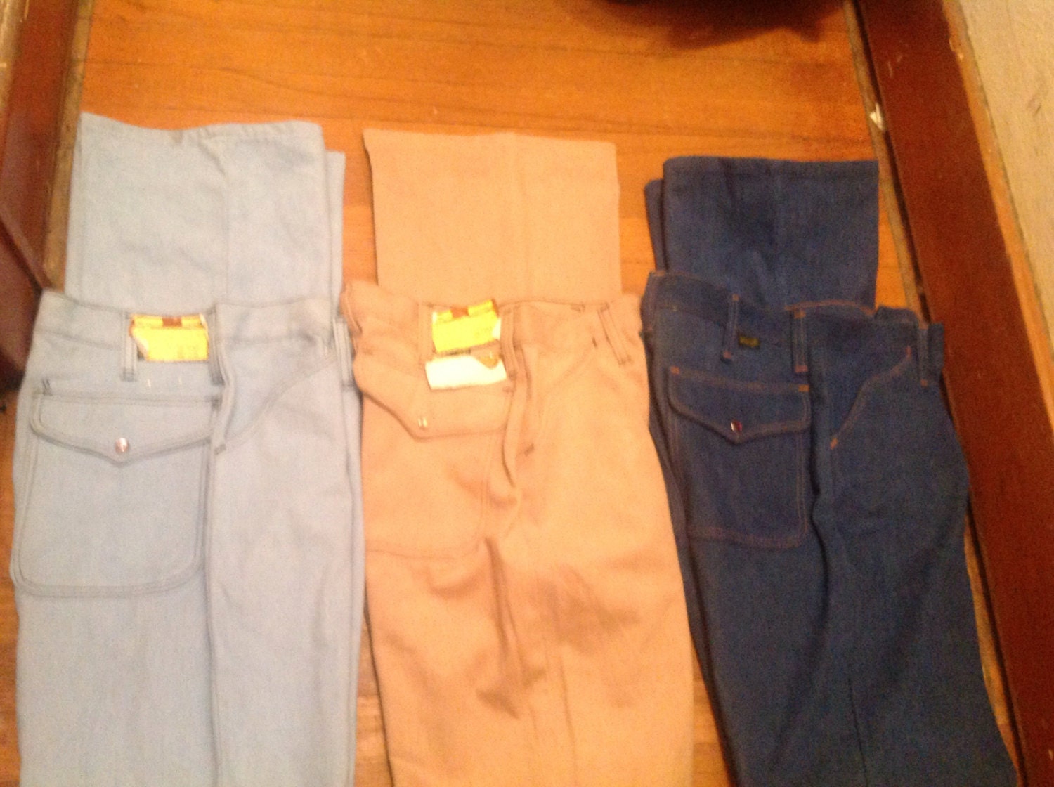 Vintage Deadstock Wranglers Western Peal Snap Taschen Neu 1970Er Hergestellt Usa Wrangler Oder Levi Boot Flare Pick 1 Baumwolle Herren Größe 28 29 Vintage Deadstock Wranglers Western Peal Snap Taschen Neu 1970Er Hergestellt Usa Wrangler Oder Levi Boot Flare Pick 1 Baumwolle Herren Größe 28 29 von MitchAmericanvintage