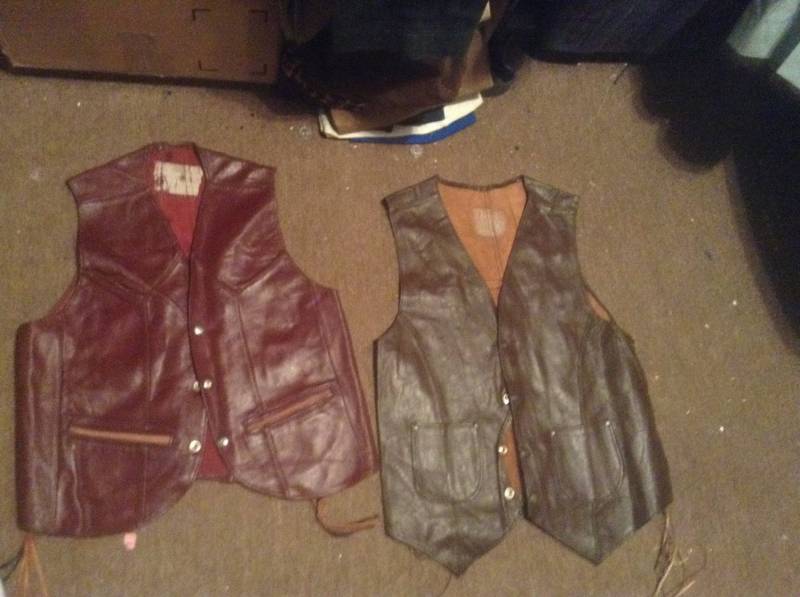 Vintage Herren Motorrad Weste Leder 1970Er Neu Alt Made Usa Nicht Jacke Oder Mantel Pick 1 Größe Klein Mittelgroß von MitchAmericanvintage