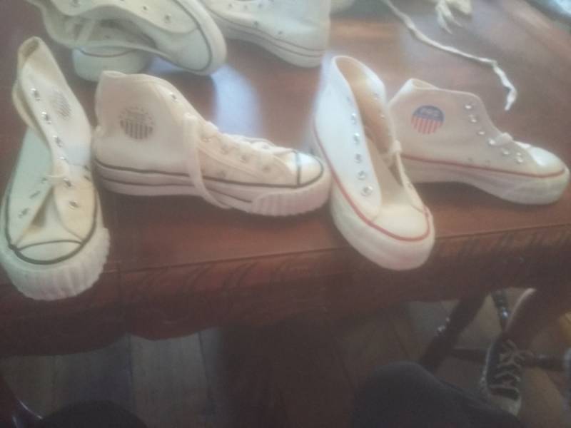 Vintage Pro & Ashmont Marke Deadstock Canvas Sneaker Schuhe 1950Er Jahre Neu Alt Basketball Hi Top Nicht Umgekehrt Jeans T-Shirts Kinder Kindergröße von MitchAmericanvintage