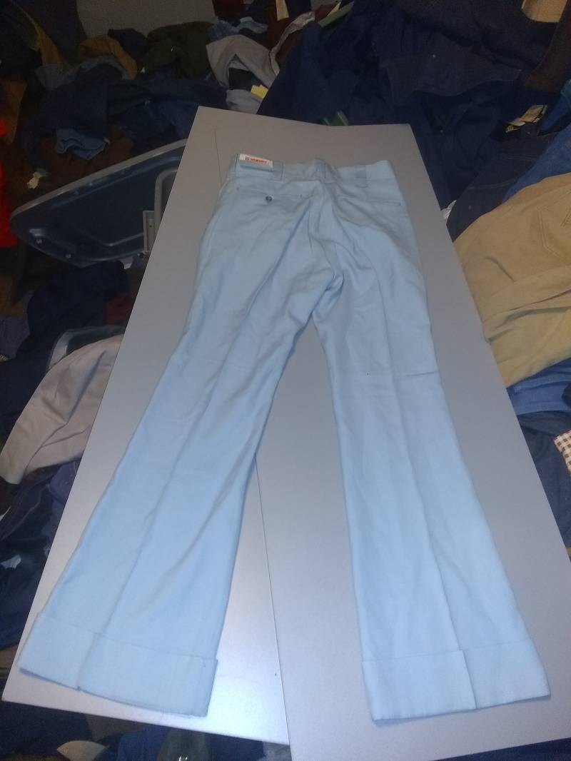 Wrangler Manschetten Vintage Deadstock Disco Herren Jeans Usa Hose Neu Alt Poly Rayon Retro Bellbottoms 30x32 Slax Trage Schuhe Sneaker T Shirt von MitchAmericanvintage