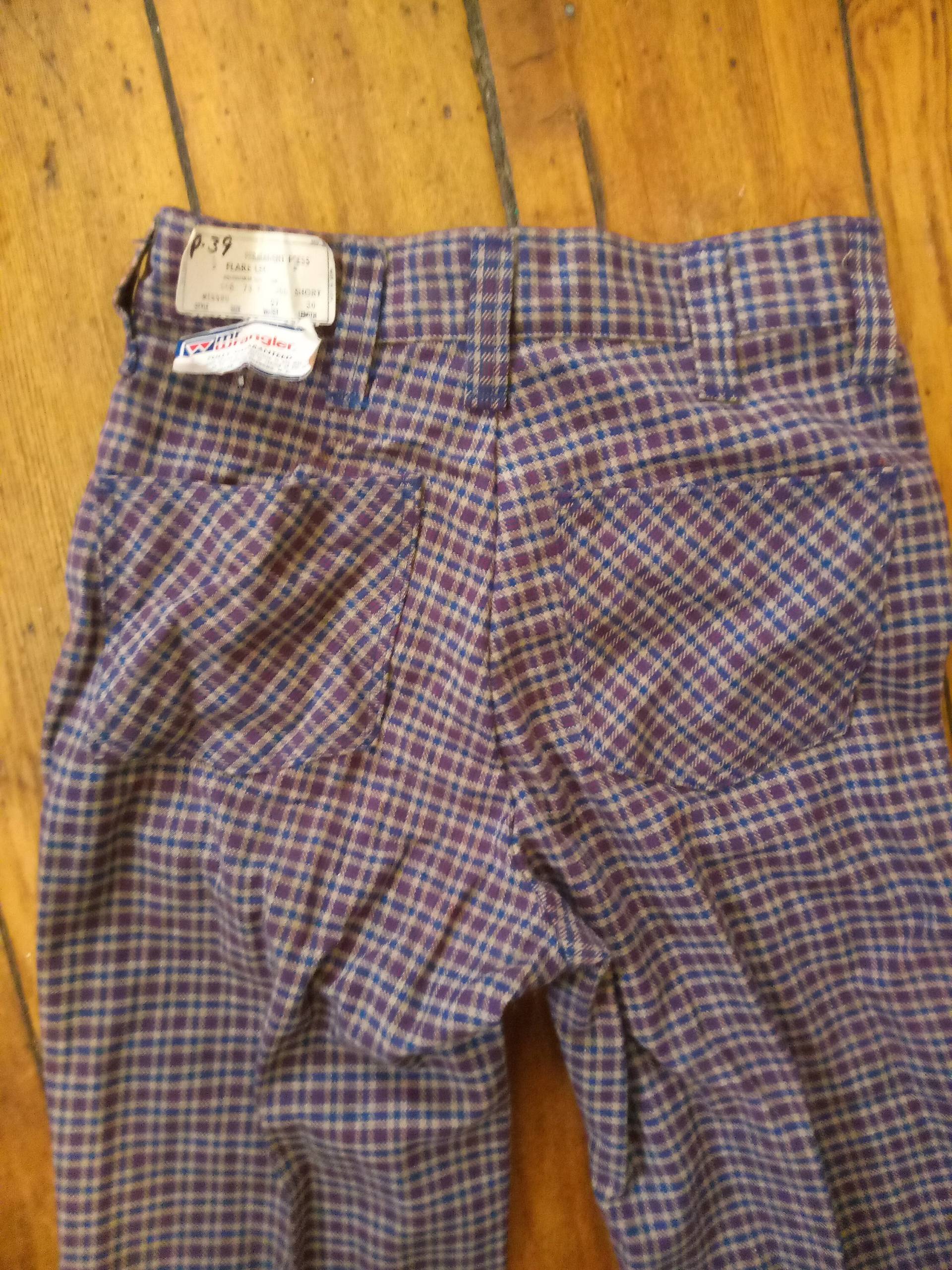 Wrangler Nos Cuffed Bell Bottom Vintage Deadstock Jean Pant Checked Usa 1970 Disco Plaid Retro Men 27x30 Or 28x30 Permanent Press Sneaker von MitchAmericanvintage