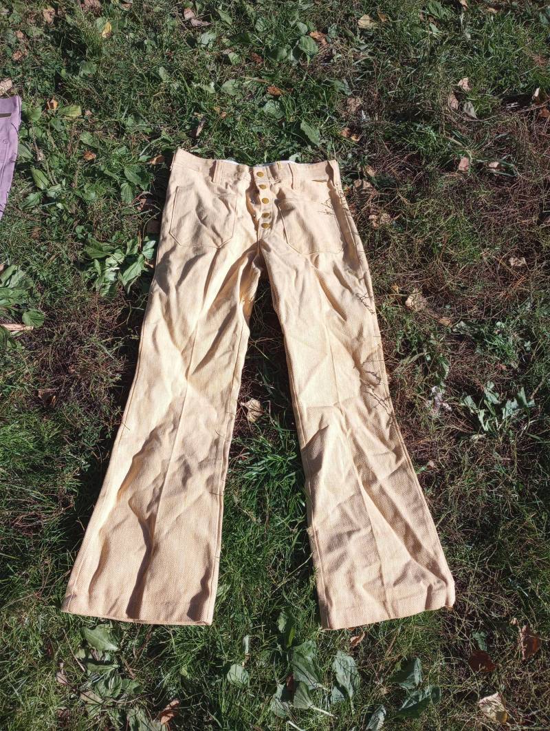 Wrangler Vintage Baumwolle Deadstock Herren 1970 Neue Bellbottom Hose Usa Jeans Aufnäher Taschenknopf Front Hi Rise 31x30 Oder 30x30 T Shirt Sneaker von MitchAmericanvintage