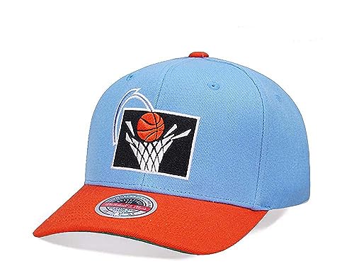 Mitchell & Ness Cleveland Cavaliers Team Two Tone 2.0 Hardwood Classic Flex Snapback Cap von Mitchell & Ness