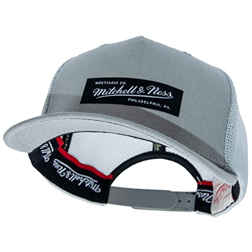 Mitchell & Ness OB Fuse Classic Red Trucker Snapback Baseballkappe, Silber von Mitchell & Ness