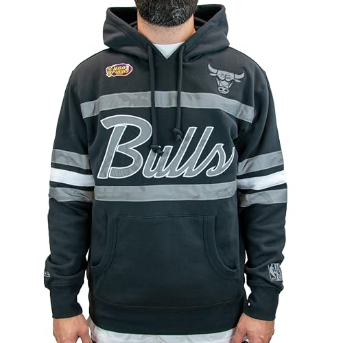 Mitchell & Ness Herren NBA Camo Reflective Head Coach Hoodie Chicago Bulls / Black L von Mitchell & Ness