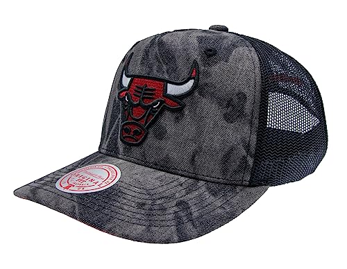 Mitchell & Ness NBA Burnt Ends Trucker - Chicago Bulls, Multicolor von Mitchell & Ness