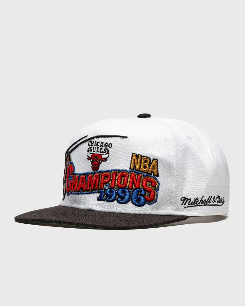 Mitchell & Ness NBA Champions Wave 2T Snapback HWC Chicago Bulls 1996 men Caps white in Größe:ONE SIZE von Mitchell & Ness