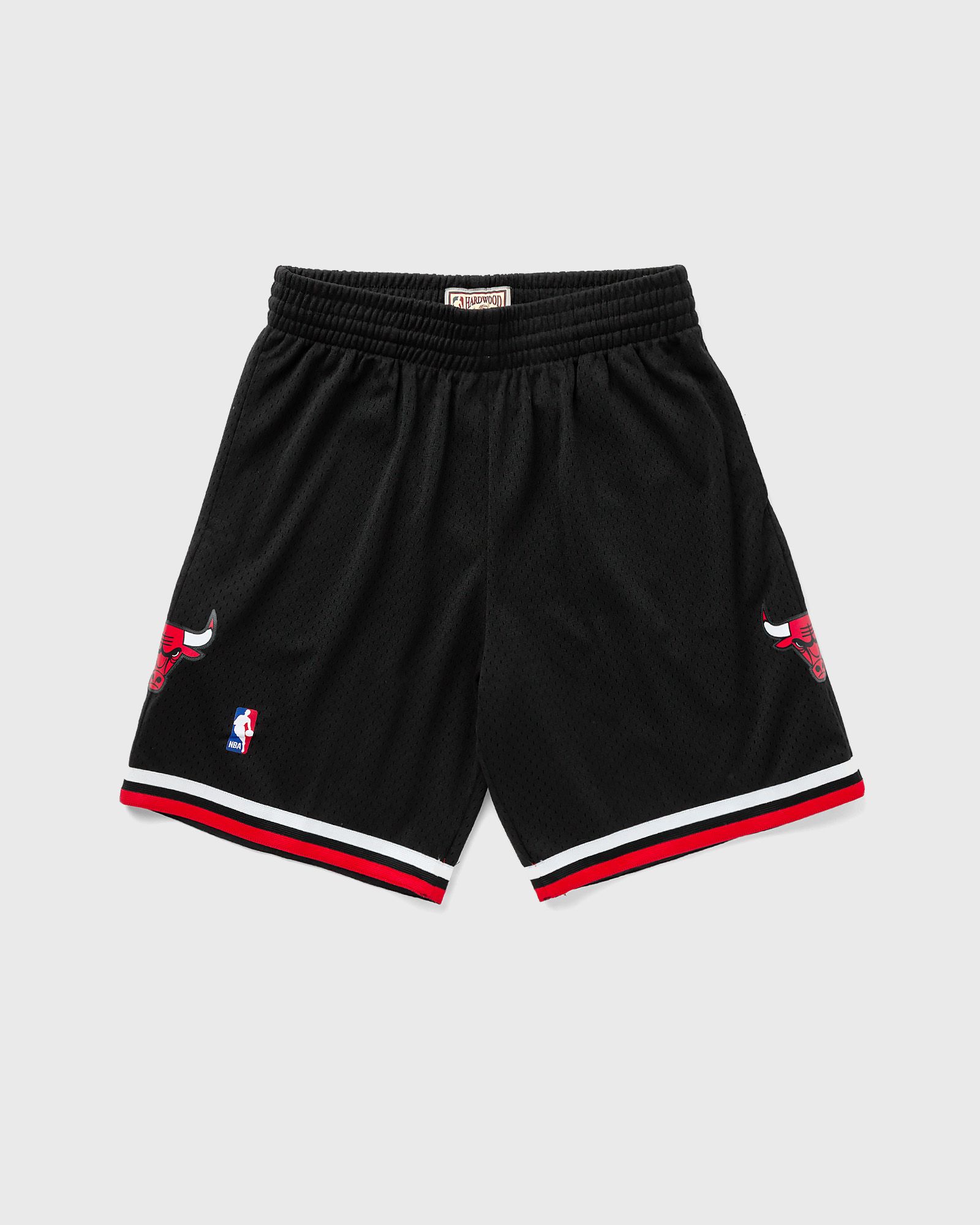 Mitchell & Ness NBA Swingman Shorts Chicago Bulls Alternate 1997-98 men Sport & Team Shorts black in Größe:L von Mitchell & Ness