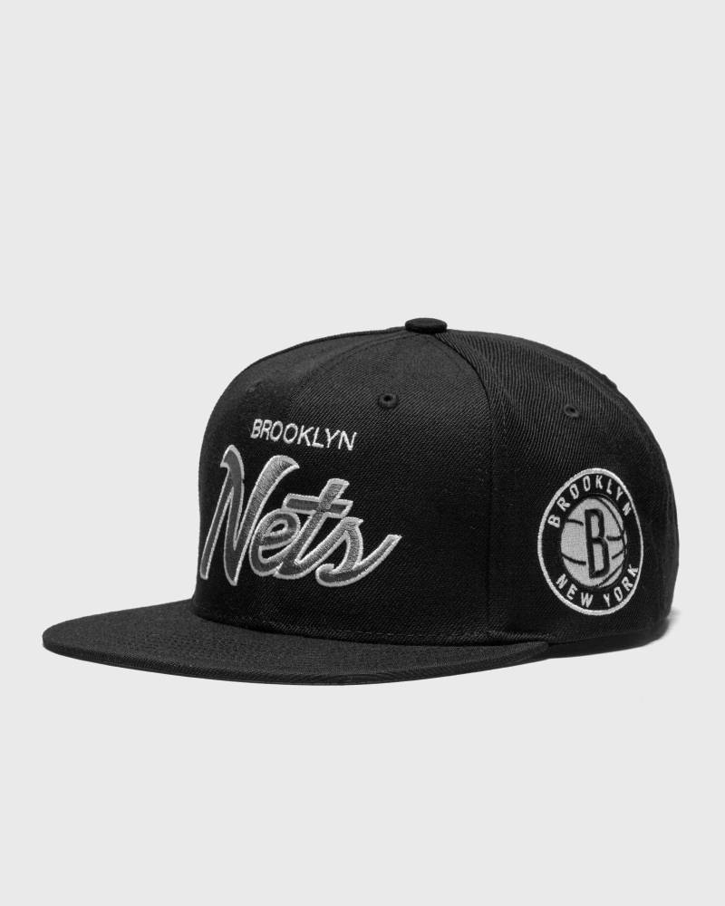 Mitchell & Ness NBA TEAM SCRIPT 2.0 SNAPBACK CAP BROOKLYN NETS men Caps black in Größe:ONE SIZE von Mitchell & Ness