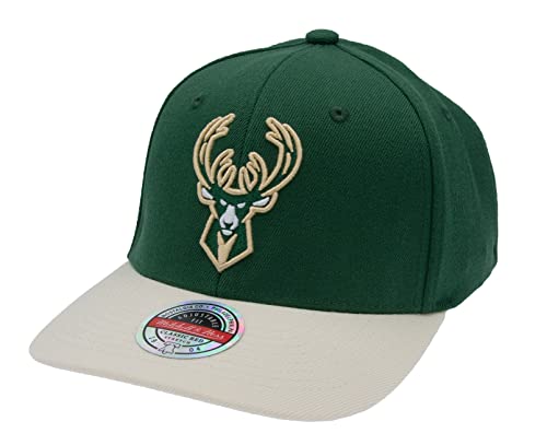 Mitchell & Ness NBA Team 2 Tone 2.0 Stretch Snapback - Milwaukee Bucks, Green/Tan von Mitchell & Ness