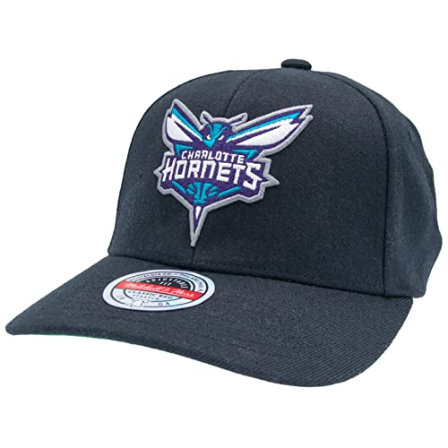 Mitchell & Ness NBA Classic Red Snapback - Charlotte Hornets von Mitchell & Ness