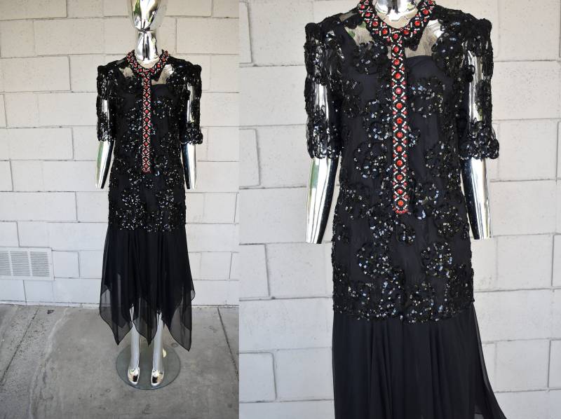 Adolfo New York Formal Jeweled Schiere Spitze Kleid Mit Slip von MitchellsPalmSprings