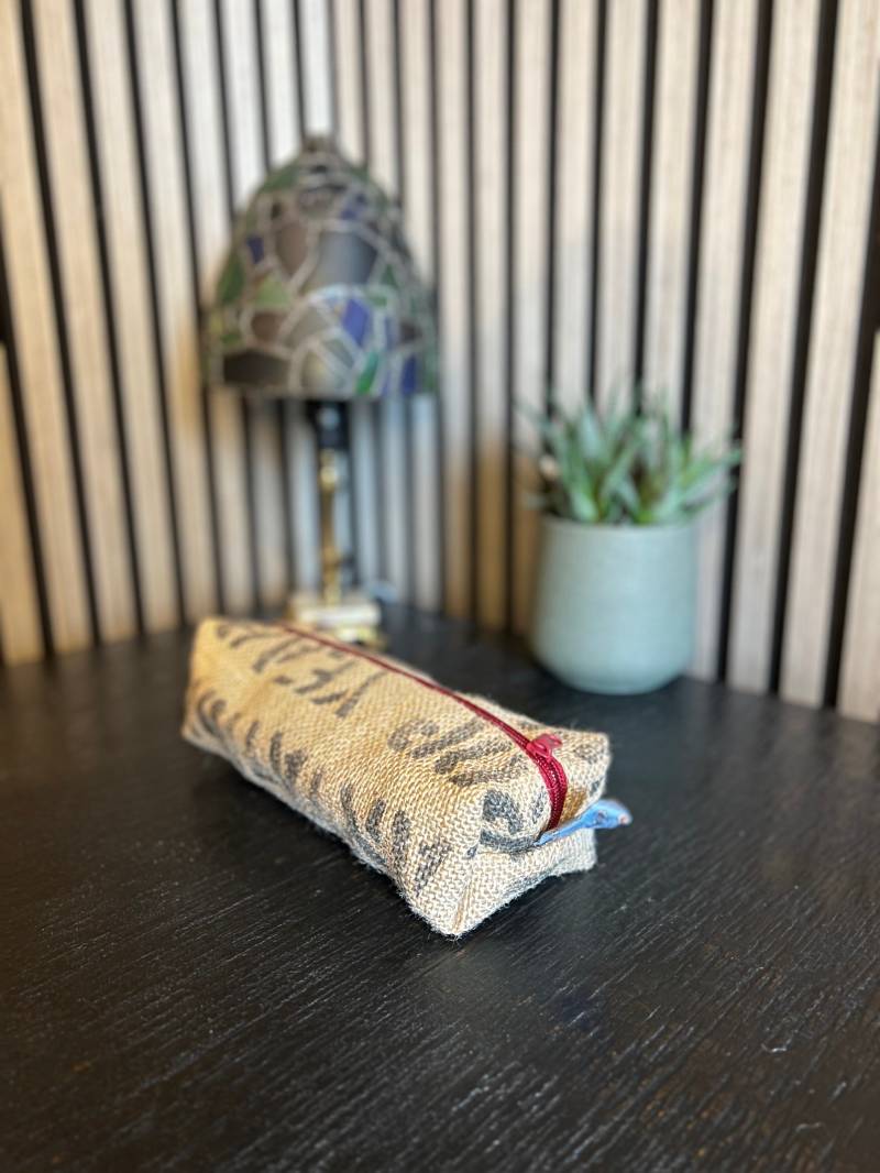 Mäppchen Aus Kaffeesack 8 cm Breit/24 Lang 6 Hoch von MitherzblutgenaehtTG
