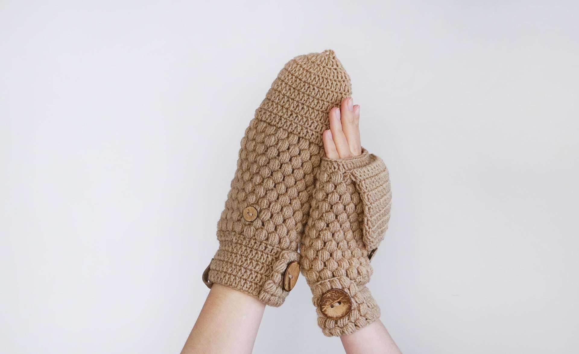 Fingerlose Handschuhe Mit Klappenklappe in Beige | Wollhandschuhe Für Den Winter Wandelbare Frauen in Creme Dicke Gehäkelte Armstulpen von Mitreva