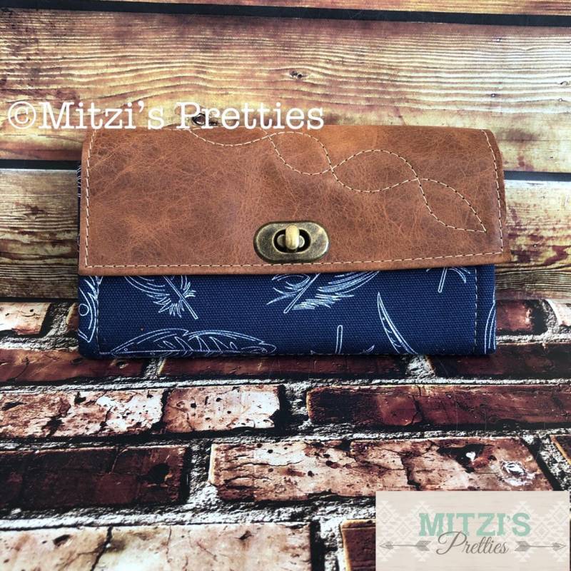 Made To Order Mama Portemonnaie Mit Reißverschlussfach, 12 Kartenfächern & Lederklappe von MitzisPretties