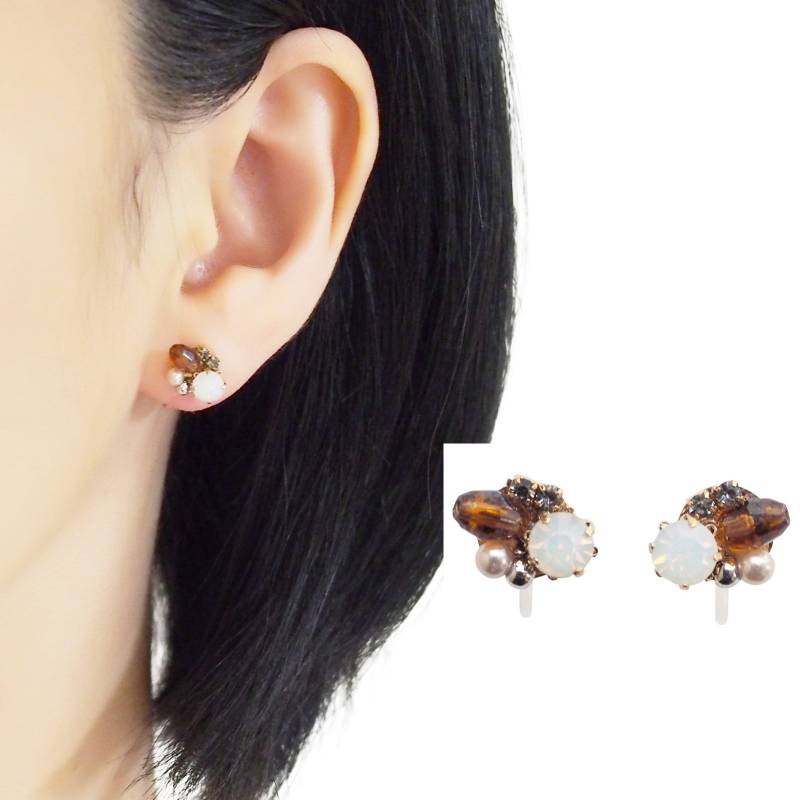 Weißer Opal Strass Unsichtbare Ohrclips. Braune Kristall Ohrclips Ohrstecker. Weiße Perlenclip Ohrringe, Nicht Durchbohrte Ohrringe von MiyabiGrace