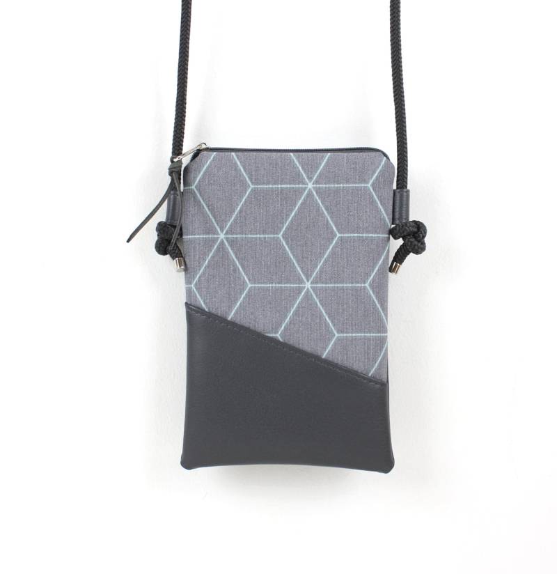Handytasche Zum Umhängen "Limu"/Mit Kordel, Umhängetasche Handy, Crossbody Handytasch Vegan, Kunstleder, Grau von MiyasAccessoires