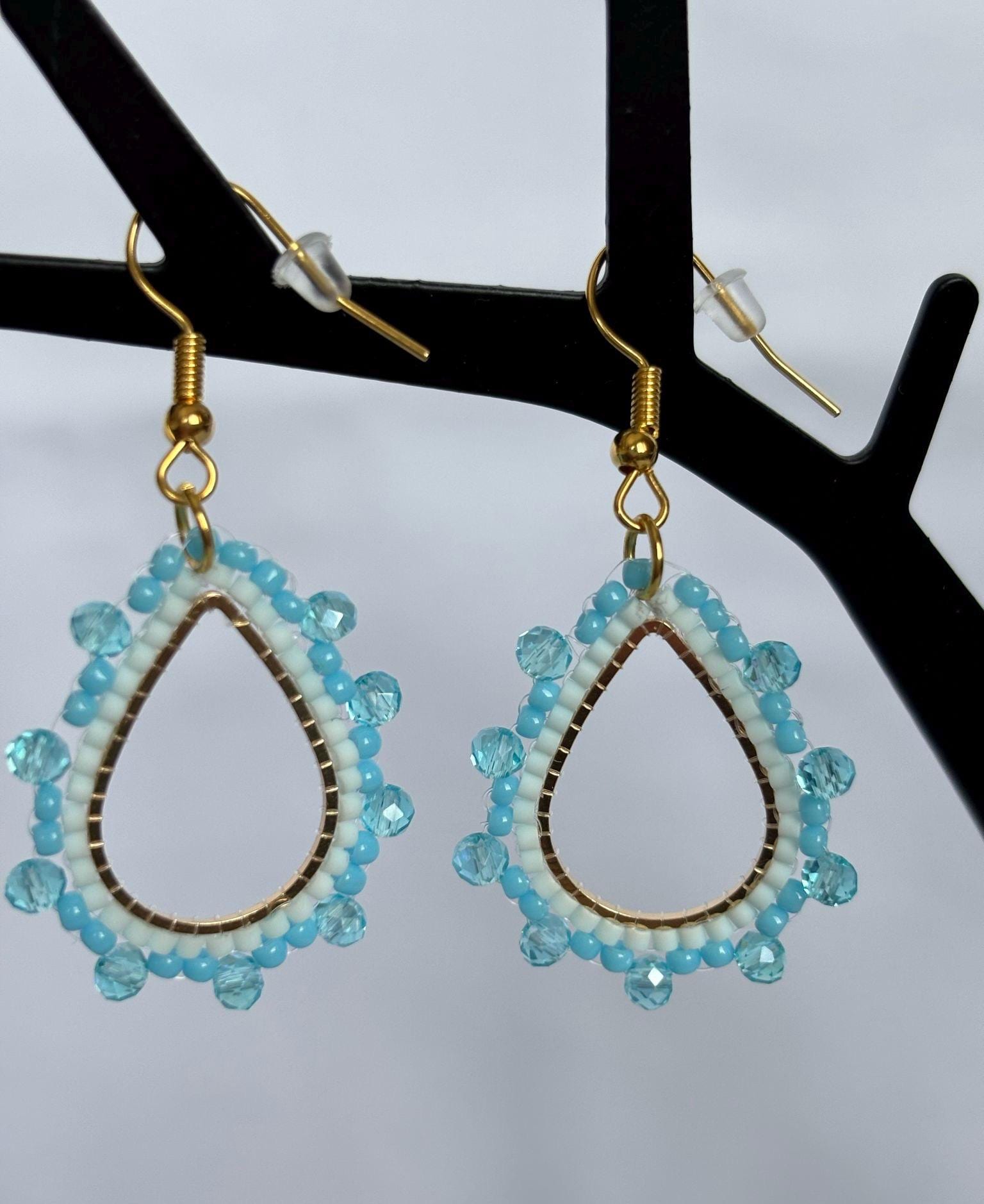 Miyuki Ohrringe Glasperlen Tropfen Handgemacht Blau Gold Miyuki Ohrringe Glasperlen Tropfen Handgemacht Blau Gold von MiyuWerk