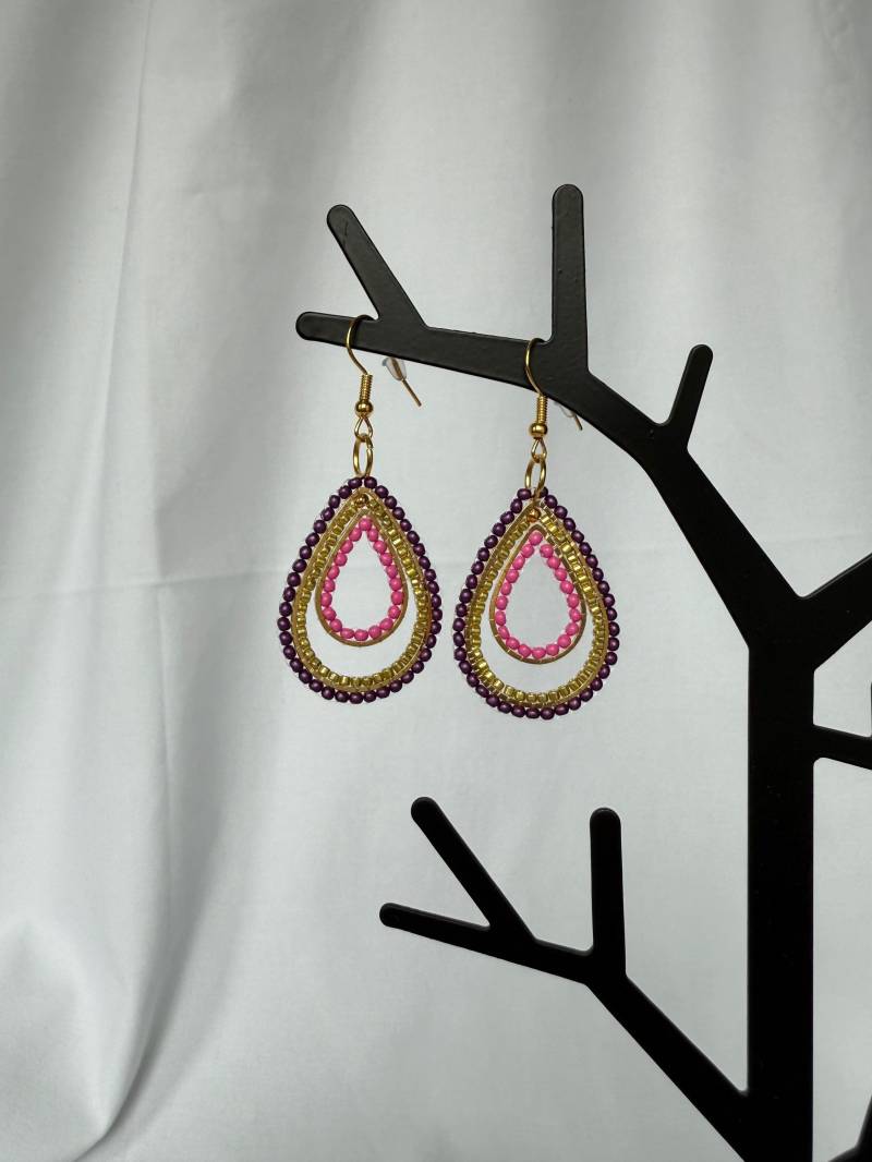 Miyuki Ohrringe Glasperlen Tropfen Handgemacht Lila Gold von MiyuWerk