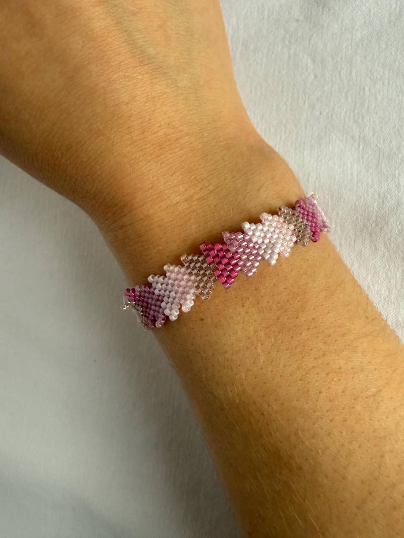 Miyuki Perlen Armband Pfeilform Rosa Handgemacht Miyuki Perlen Armband Pfeilform Rosa Handgemacht von MiyuWerk