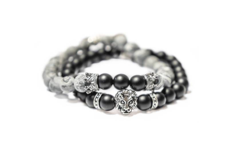 Armbänder Mit Löwe. in Schwarz Und Grauen Tönen. Für Frauen Männer Geeignet. Einzeln Oder Gemeinsam Zu Tragen. Edel Festlich von MksbDigitalArtist