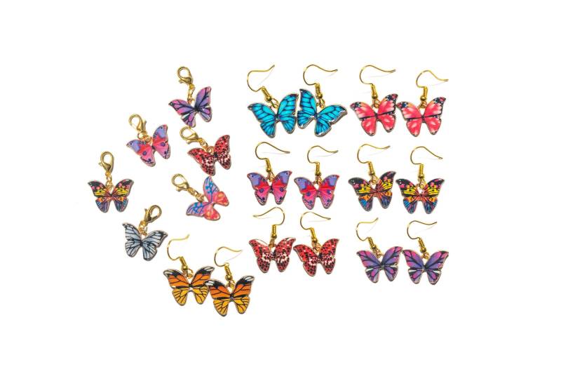 Ohrringe Schmetterling. Süße, Kleine Anhänger Und Ohrringe. Für Ketten, Armbänder, Oder Als Geschenkanhänger. Kinder Erwachsene von MksbDigitalArtist