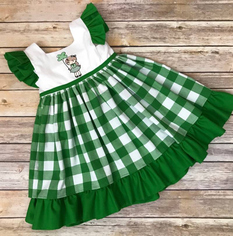 St Patrick's Day Inspiriertes Kleid - Grünes Gingham St. Patty's Outfit - Boutique Style Vintage Kleeblatt Kleid von MmmmSewGoodDesigns