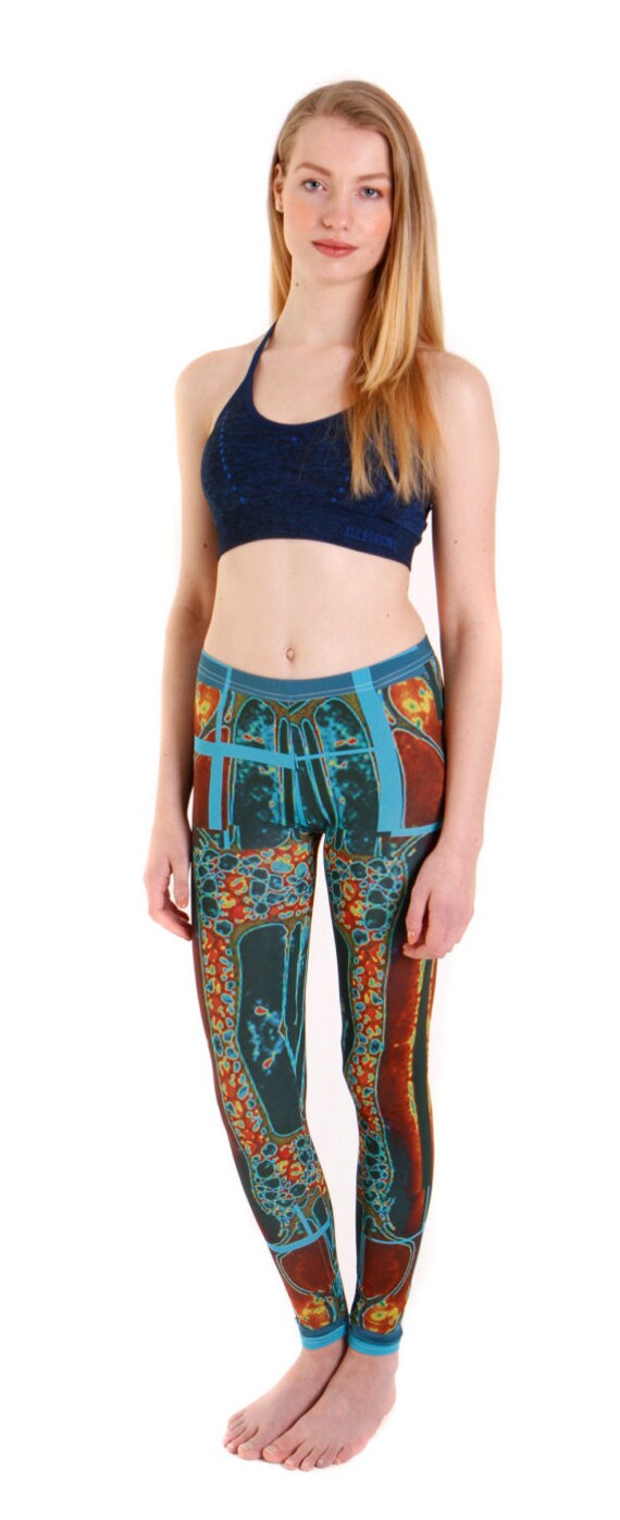 Blauer Raum Leggings Blauer Raum Leggings von MoJbySourenMousavi