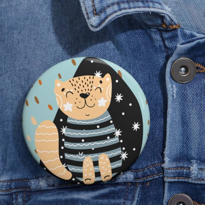 Lucky Cat - Pin Button | Art To Wear Pinback 3 Sizes Designer Badge Manifesto Wear Cute Kids Party Favor von MoNimoKids