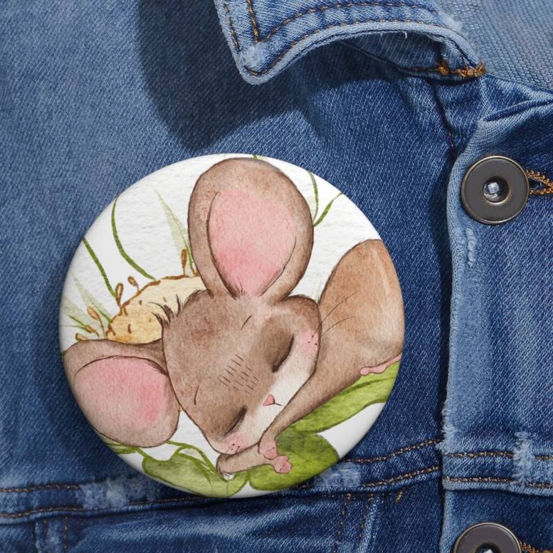 Sleepy - Mouse Tales Pin Button | Art To Wear Pinback 2 Sizes Manifesto Wear Cute For Kids Party Favor von MoNimoKids