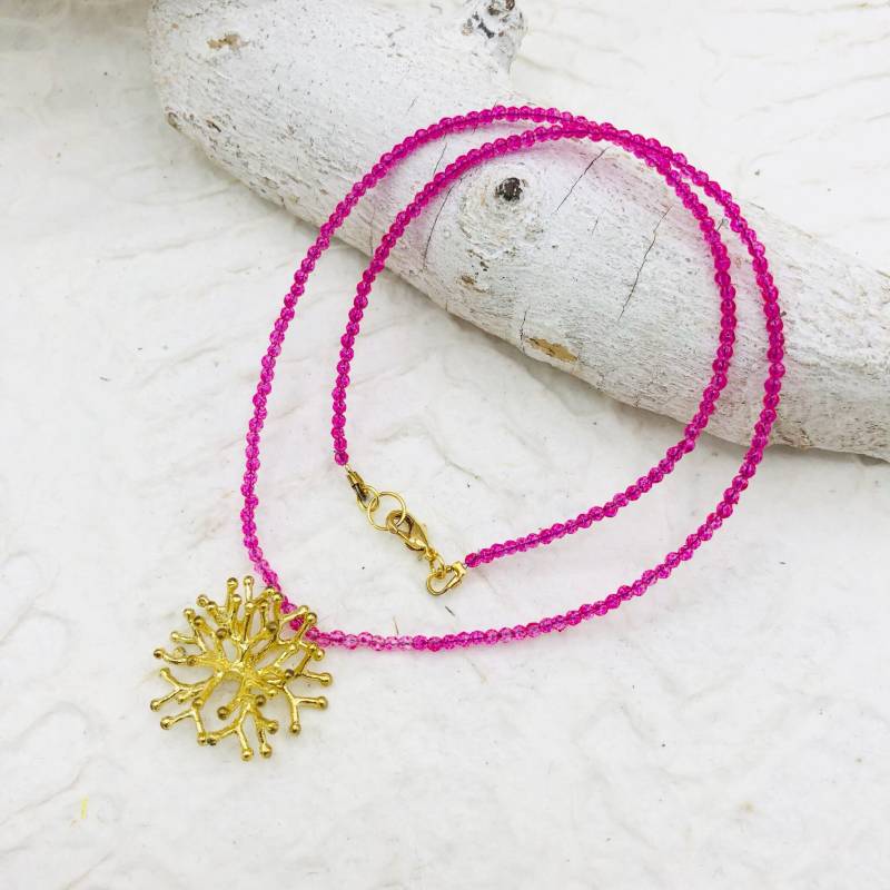 Kurze Kette Pink Korallenanhänger von MoandaSchmuck