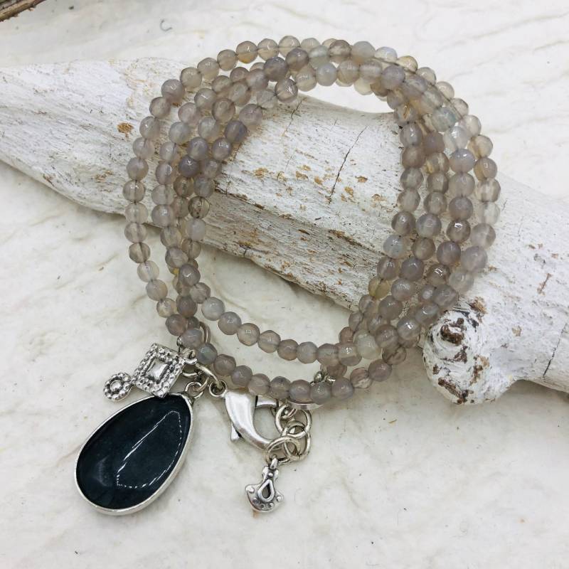 Wickelarmband Achat Grau Jade Schwarz Anhänger Boho Wickelarmband Achat Grau Jade Schwarz Anhänger Boho von MoandaSchmuck