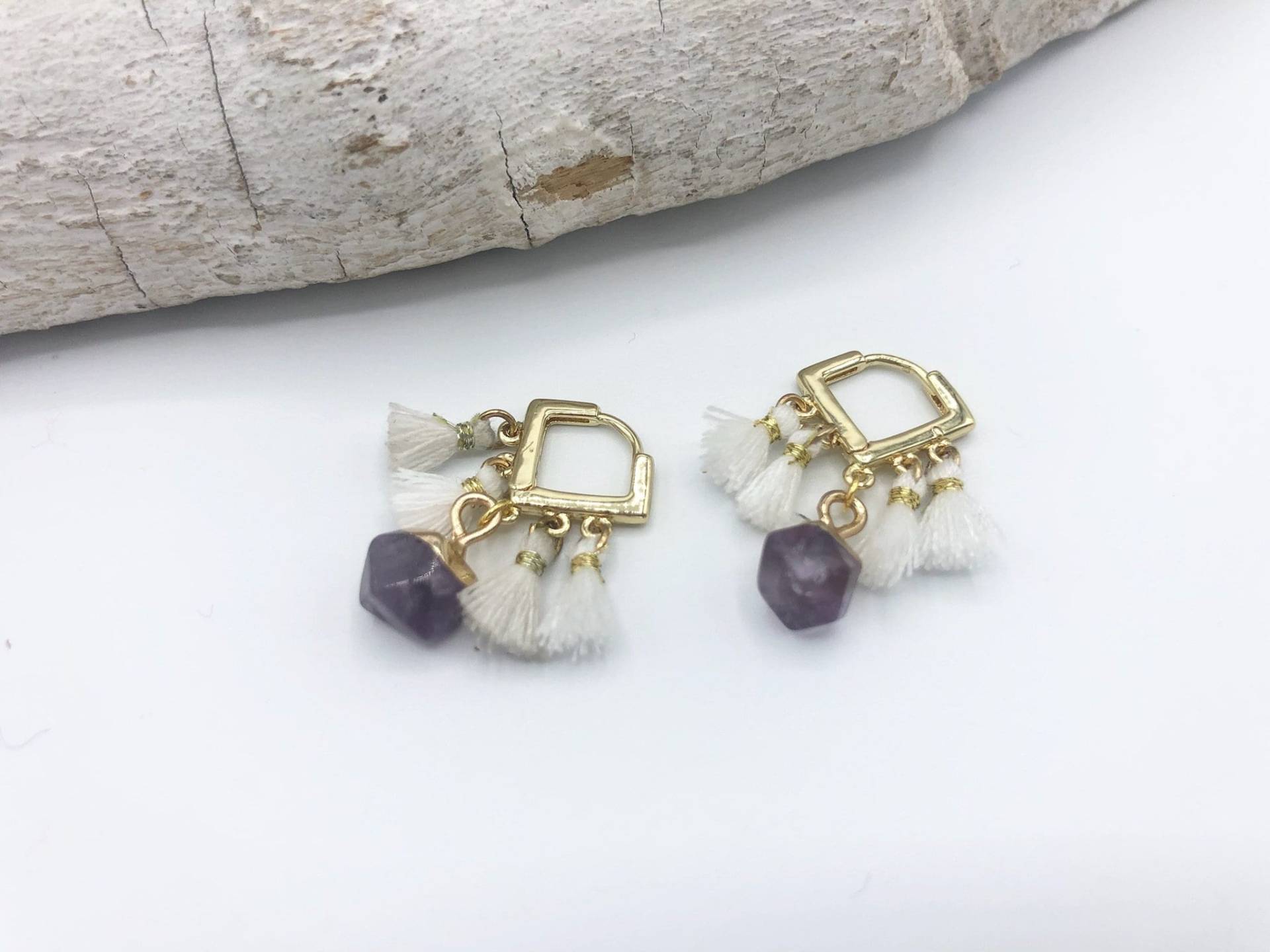 Zarte Ohrhänger Edelstahl Gold Amethyst Quasten Zarte Ohrhänger Edelstahl Gold Amethyst Quasten von MoandaSchmuck